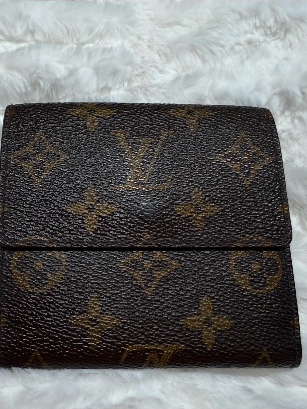 Louis Vuitton Monogram Compact Elise Wallet authenticated